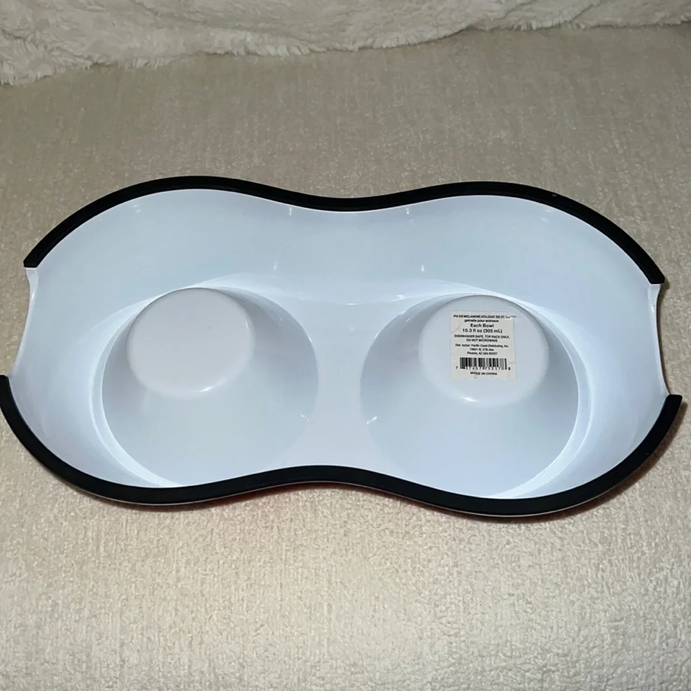Naughty or nice 2 in one dog bowl